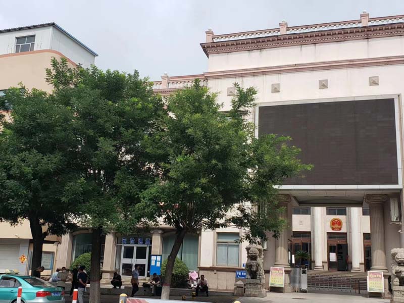 深圳婚姻律師事務所來講講在校大學生是否有權起訴父母要求給付撫養費