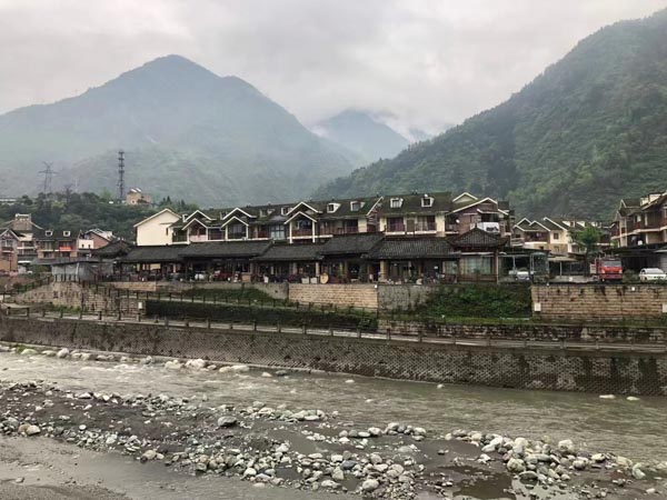 光明新區律師說法：贈與公證與繼承公證哪個效力更強？