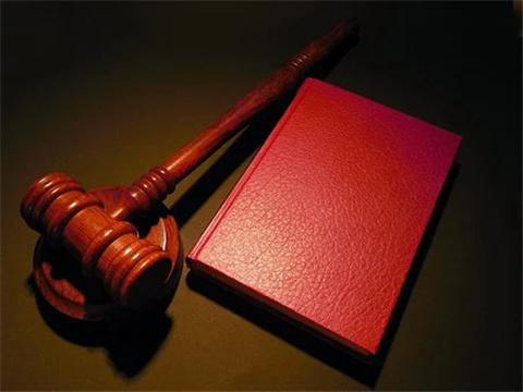 合同約定“發生糾紛或仲裁或訴訟”的，如何確定該條款的效力